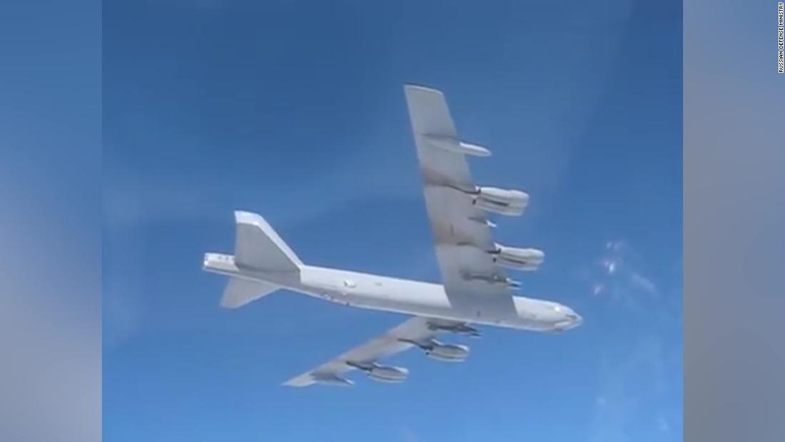 US B-52 Bomber Caught On Russian Camera - CNN Video