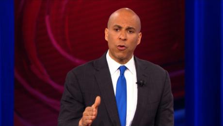 Cory Booker&#39;s blend of personal and political could catch fire