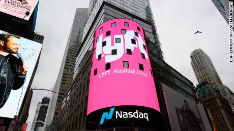 Lyft falls below IPO price on second day of trading