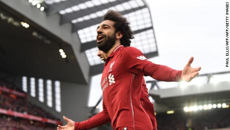 A Mo Salah header created panic in the Spurs&#39; defense and led to Liverpool&#39;s winner.