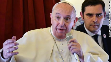 Pope Francis: &#39;Those who build walls will become prisoners of the walls they put up&#39;