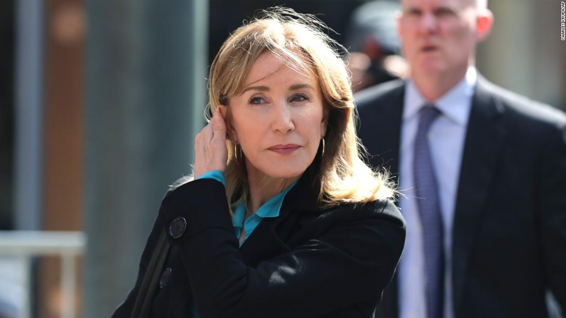 Felicity Huffman Prosecutors Want Prison Time For Actress Who Pleaded