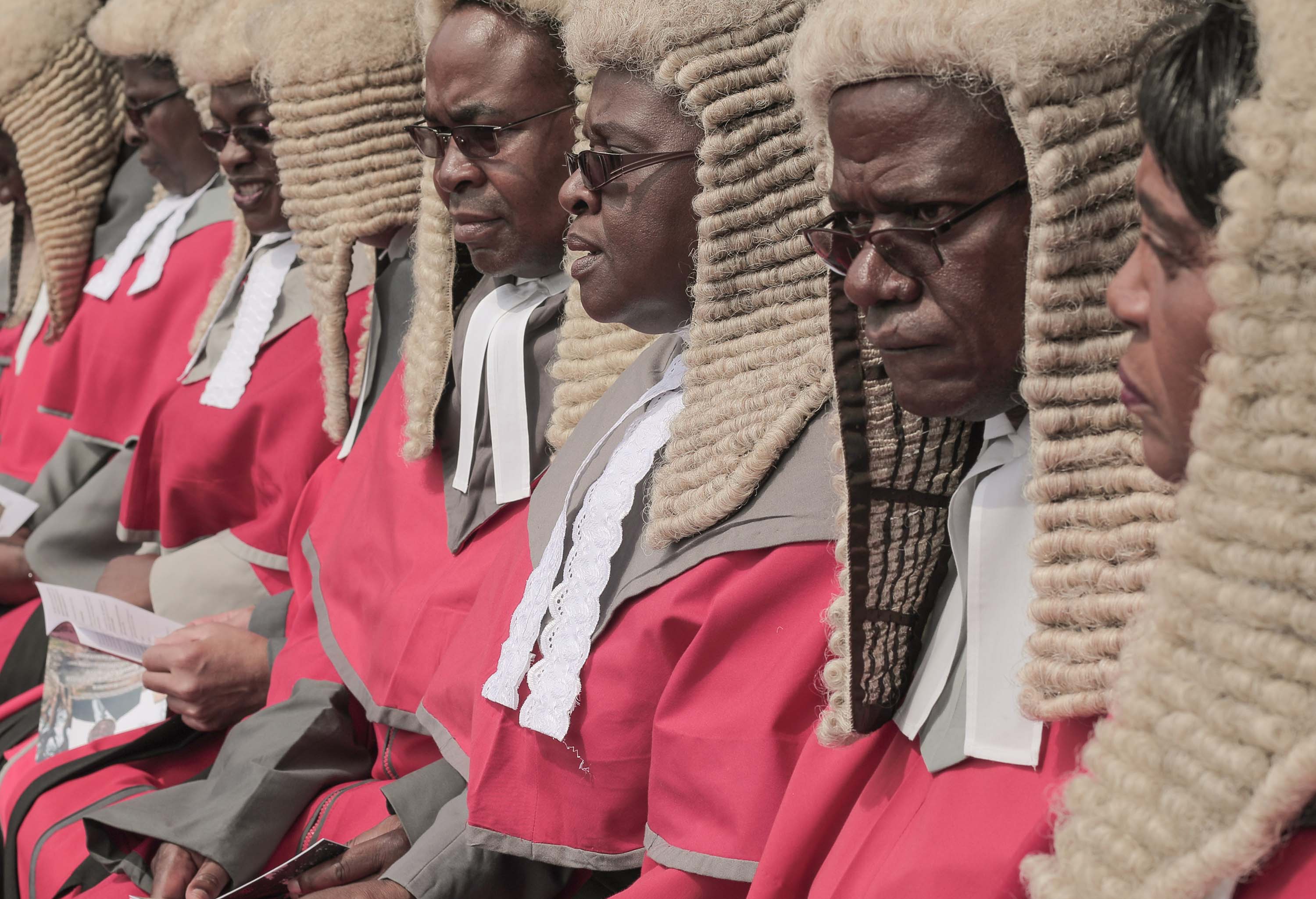 190405090256-01-zimbabwe-judges-file-res
