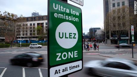 London gets world&#39;s first 24-hour air pollution charge zone