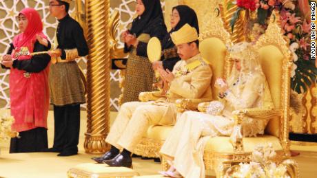 Brunei&#39;s Prince Abdul Malik, the second son of Sultan Hassanal Bolkiah, ties the knot with IT instructor Dayangku Raabi&#39;atul &#39;Adawiyyah Pengiran Haji Bolkiah, 22, in a ceremony in April 2015.