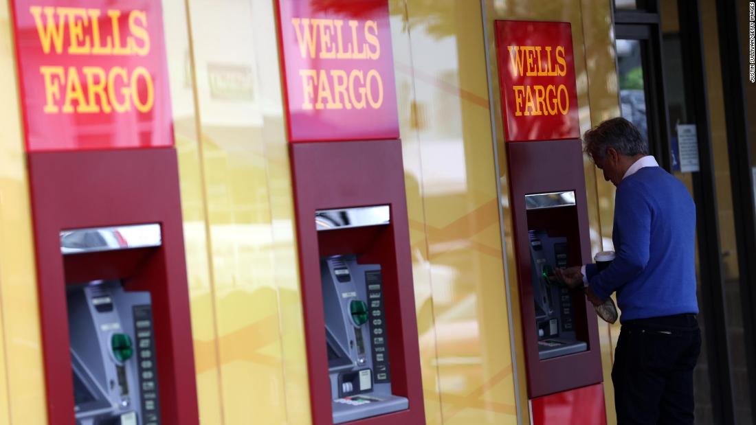 Wells Fargo Unloads Retirement Plan Unit For 1 2 Billion Cnn !   - 