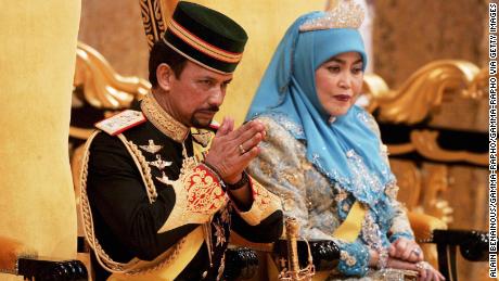 Is the sultan of Brunei imposing Sharia law to clean up his family&#39;s image?