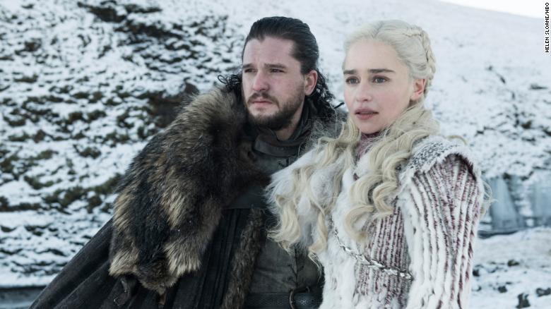 Kit Harington, Emilia Clarke in &#39;Game of Thrones&#39;