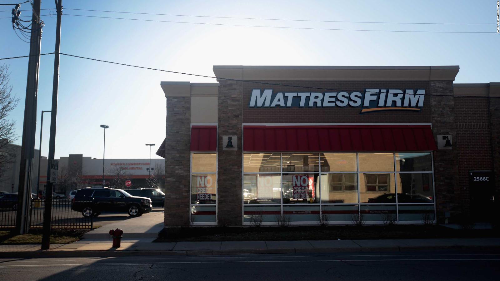 mattress firm loses ceo