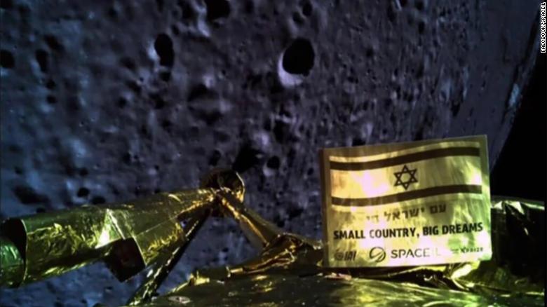 An image shows the Beresheet spacecraft before it crashed in the moon&#39;s surface.