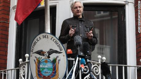 LONDON, ENGLAND - MAY 19:  Julian Assange speaks to the media from the balcony of the Embassy Of Ecuador on May 19, 2017 in London, England.  Julian Assange, founder of the Wikileaks website that published US Government secrets, has been wanted in Sweden on charges of rape since 2012.  He sought asylum in the Ecuadorian Embassy in London and today police have said he will still face arrest if he leaves.  (Photo by Jack Taylor/Getty Images)