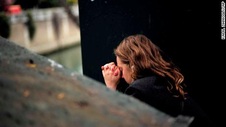 Paris mourns its &#39;Lady&#39; after Notre Dame inferno