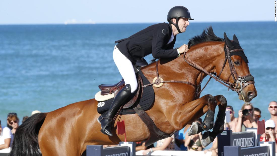 Belgium&#39;s Pieter Devos and his 11-year-old Claire Z triumphed in an eight-rider jump-off for his first GCT win since 2014. 