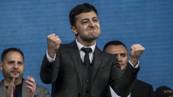 Zelensky Ukraines Comedian Turned Politician Walks A Fine Line With Americas Reality Tv