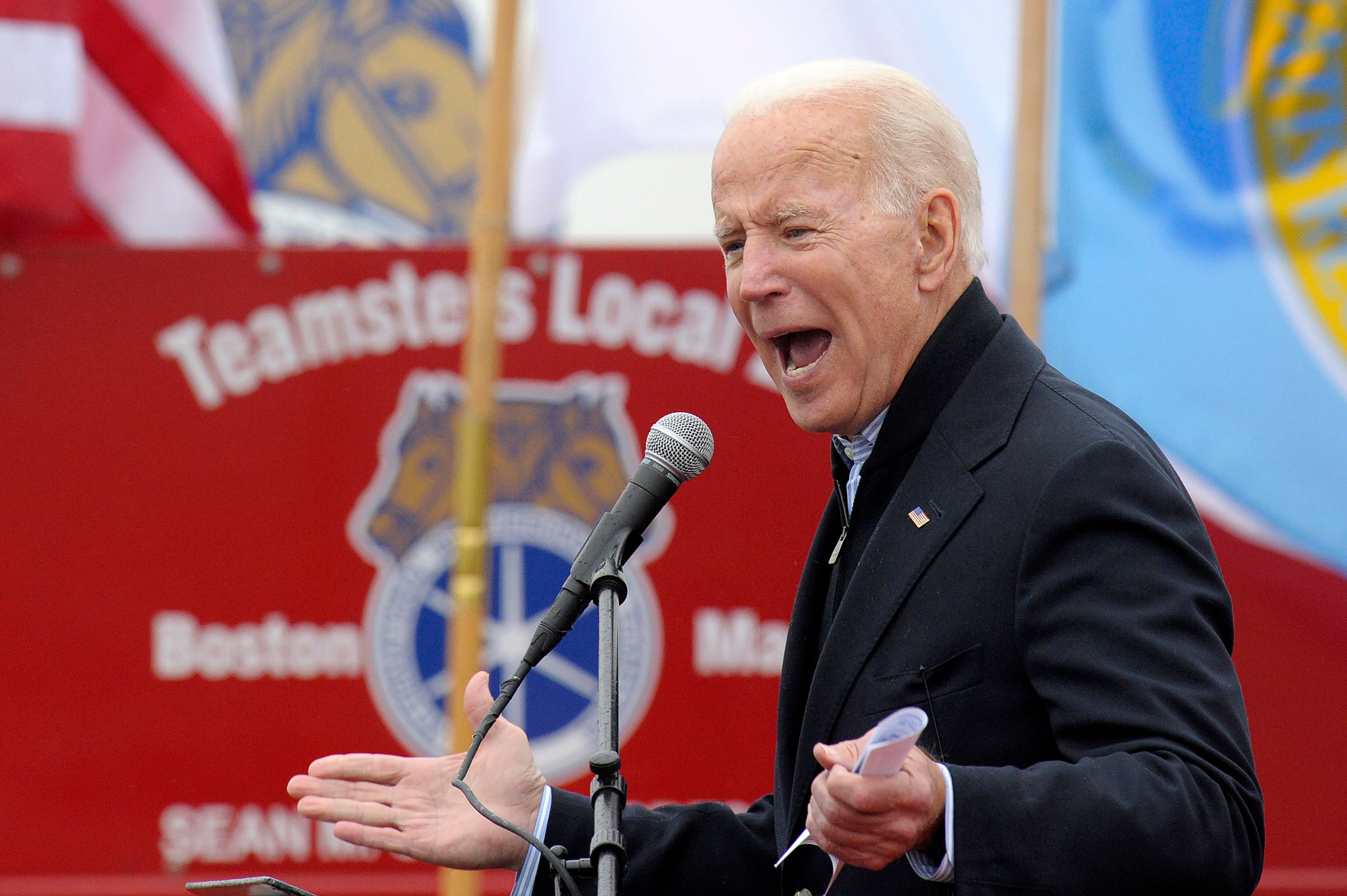 Joe Biden Firefighters Support Presidential 2020 Political Campaign Pinback