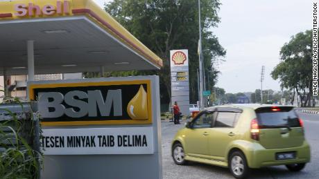 Shell&#39;s stand on LGBT rights under scrutiny over Brunei&#39;s anti-gay laws