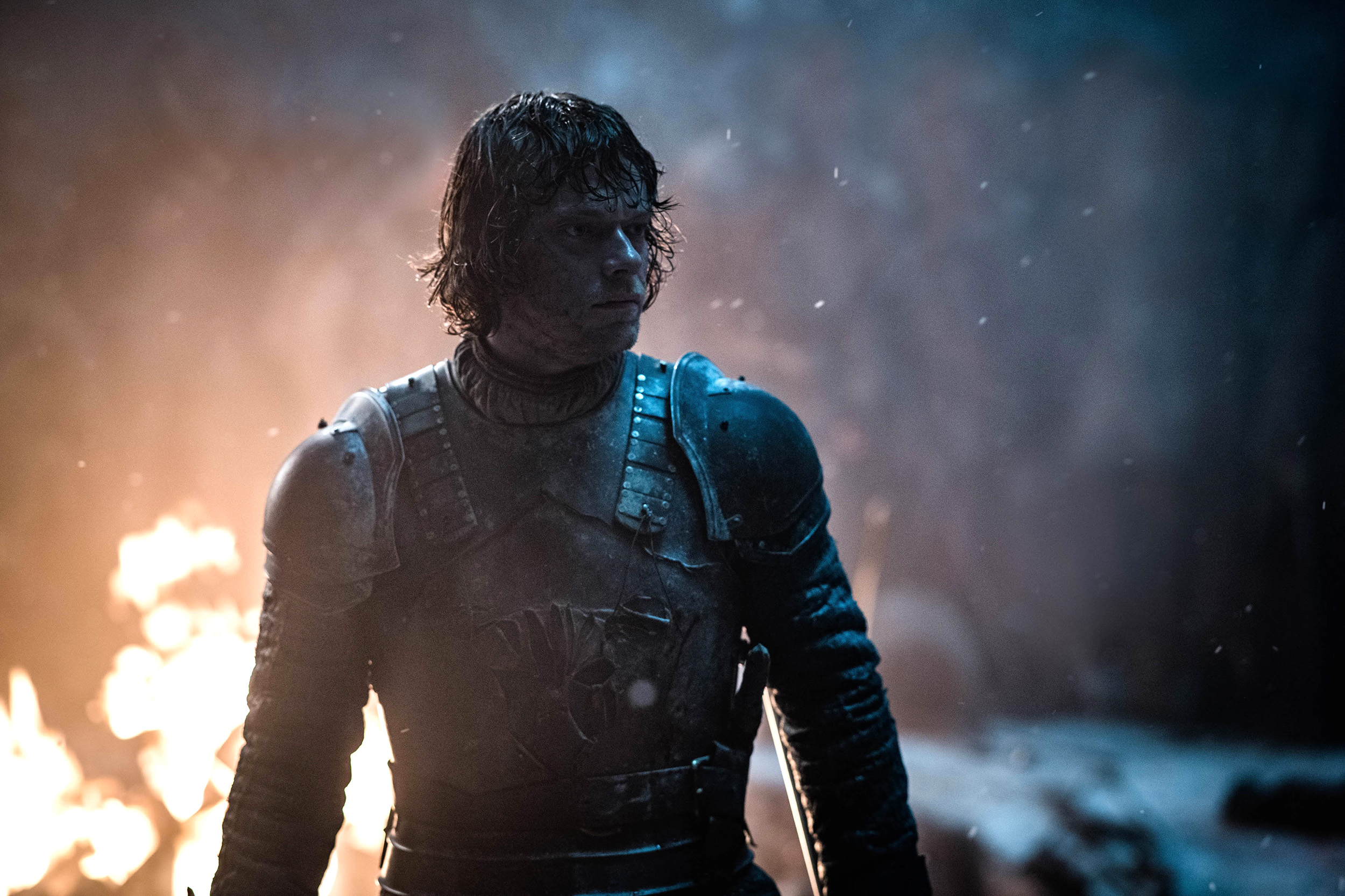 Theon Greyjoy S Redemption Shows The Flaw In Game Of Thrones Opinion Cnn