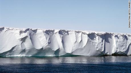 World&#39;s largest ice shelf melting 10 times faster than the average