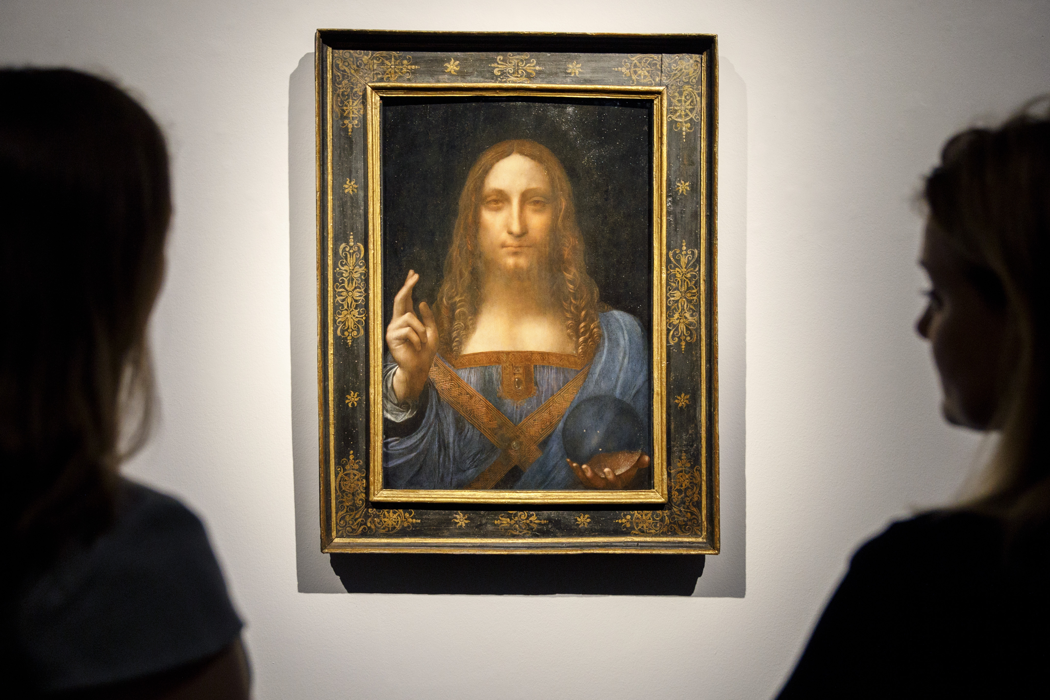Photo of Leonardo d Vinci's Salvator Mundi