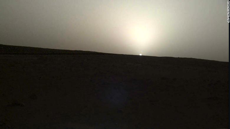 190501151944-02-mars-insight-sunset-exlarge-169.jpg