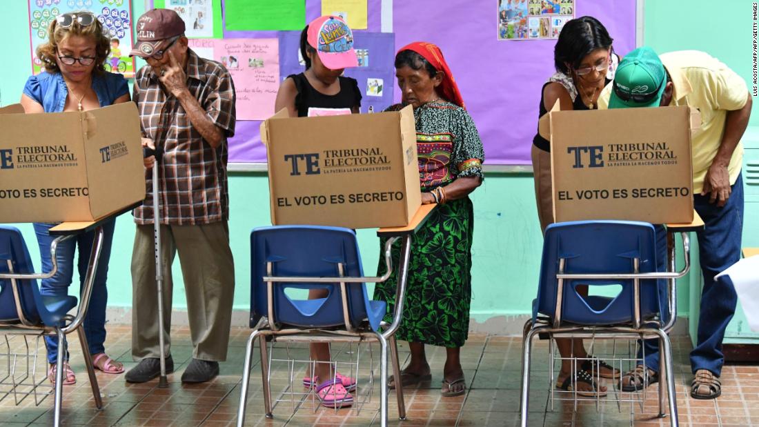 Panamá vota en elecciones presidenciales CNN Video