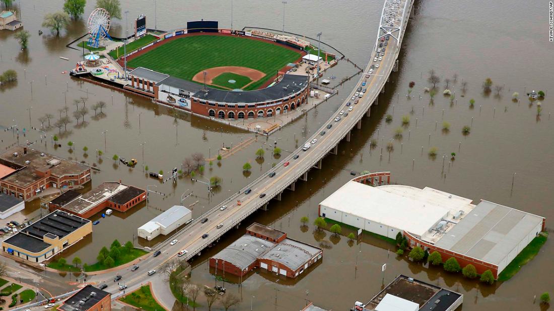 Davenport remains flooded after temporary levee breaks CNN