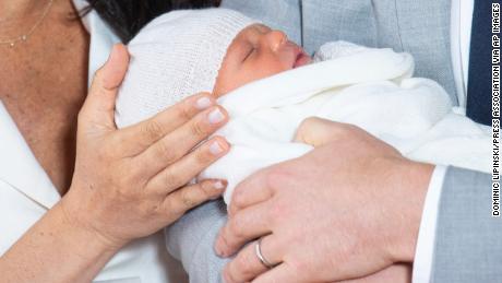 Royal baby photo revealed by Harry and Meghan