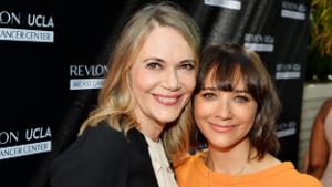 LOS ANGELES, CA - SEPTEMBER 27:  Actors Peggy Lipton (L) and Rashida Jones attend Revlon's Annual Philanthropic Luncheon in support of the Revlon Women's Health Mission and to honor the achievements of Dr. Dennis Slamon at the Chateau Marmont on September 27, 2016 in Los Angeles, California.  (Photo by Stefanie Keenan/Getty Images for Revlon)