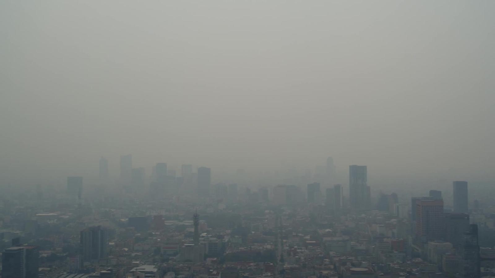 Así se ve la nube de contaminación que encapsula a la Ciudad de México ...