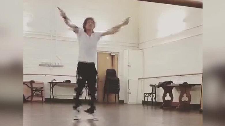 Mick Jagger back dancing after heart surgery