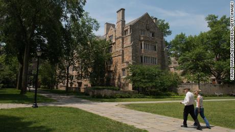 Os Estados Unidos abandonam o caso de discriminação contra Yale 