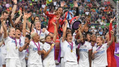 Lyon players won a record-extending seventh Women&#39;s Champions League title.