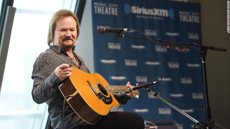 Travis Tritt cancels concerts at venues with Covid safety measures
