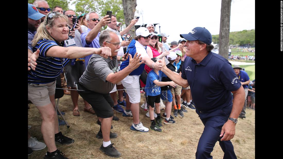 Popular veteran Phil Mickelson is a fan favorite in New York.  