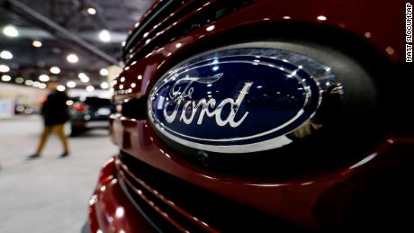 Ford will cut 7,000 white-collar jobs