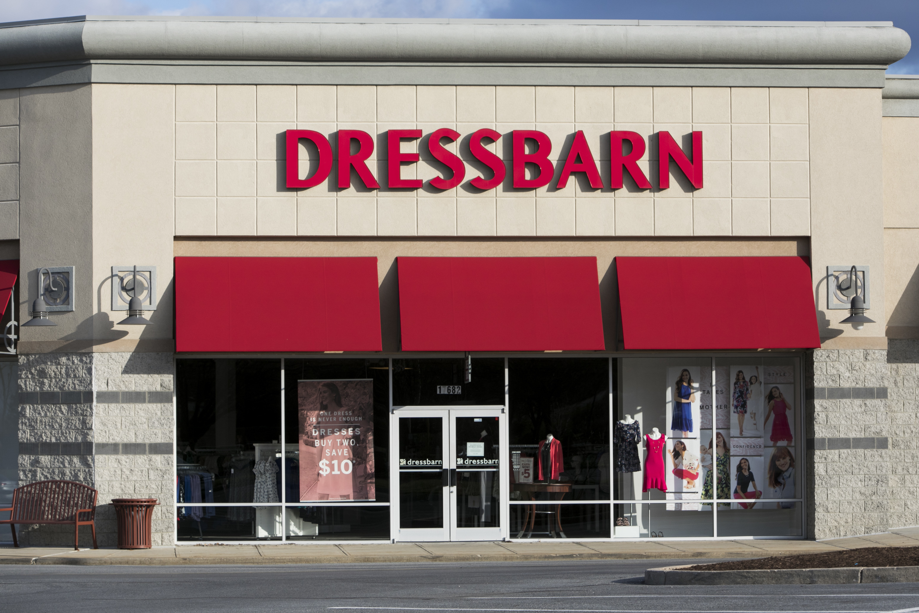 Dressbarn Is Going Out Of Business Cnn