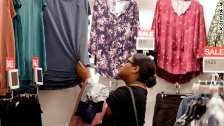 Despite a bold approach, Kohl&#39;s struggles to escape department store woes