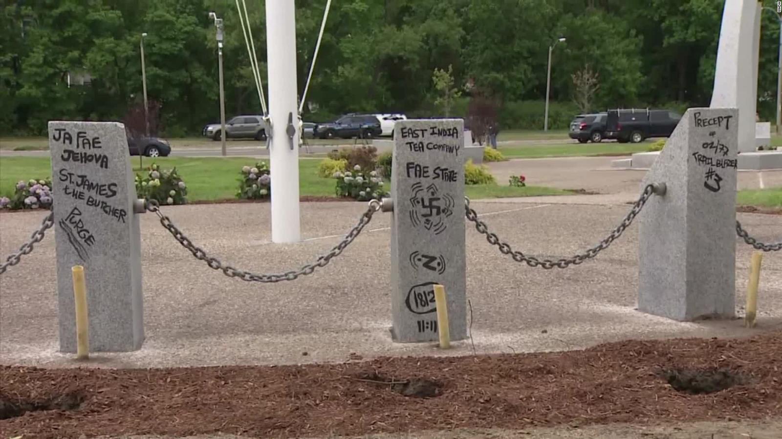 Massachusetts Vietnam Veterans Memorial Vandalized With A Swastika Cnn 