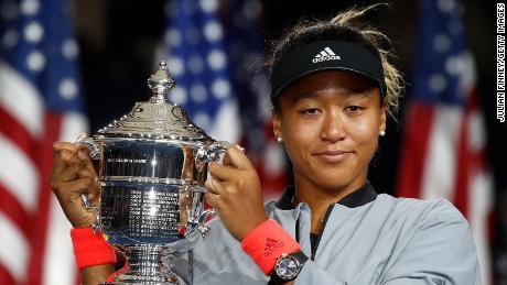 NEW YORK, NY - SEPTEMBER 08:  Naomi Osaka of Japan poses with the championship trophy after winning the Women&#39;s Singles finals match against Serena Williams of the United States on Day Thirteen of the 2018 US Open at the USTA Billie Jean King National Tennis Center on September 8, 2018 in the Flushing neighborhood of the Queens borough of New York City.  (Photo by Julian Finney/Getty Images)