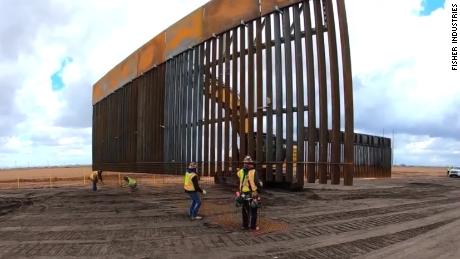 Company touted by Trump wins billion-dollar border wall construction contract