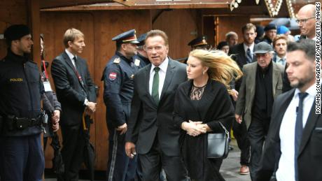 Arnold Schwarzenegger and girlfriend Heather Milligan arrive at St. Stephen&#39;s in Vienna.