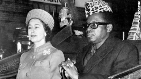 Mobutu Sese Seko with the Queen in December 1973.