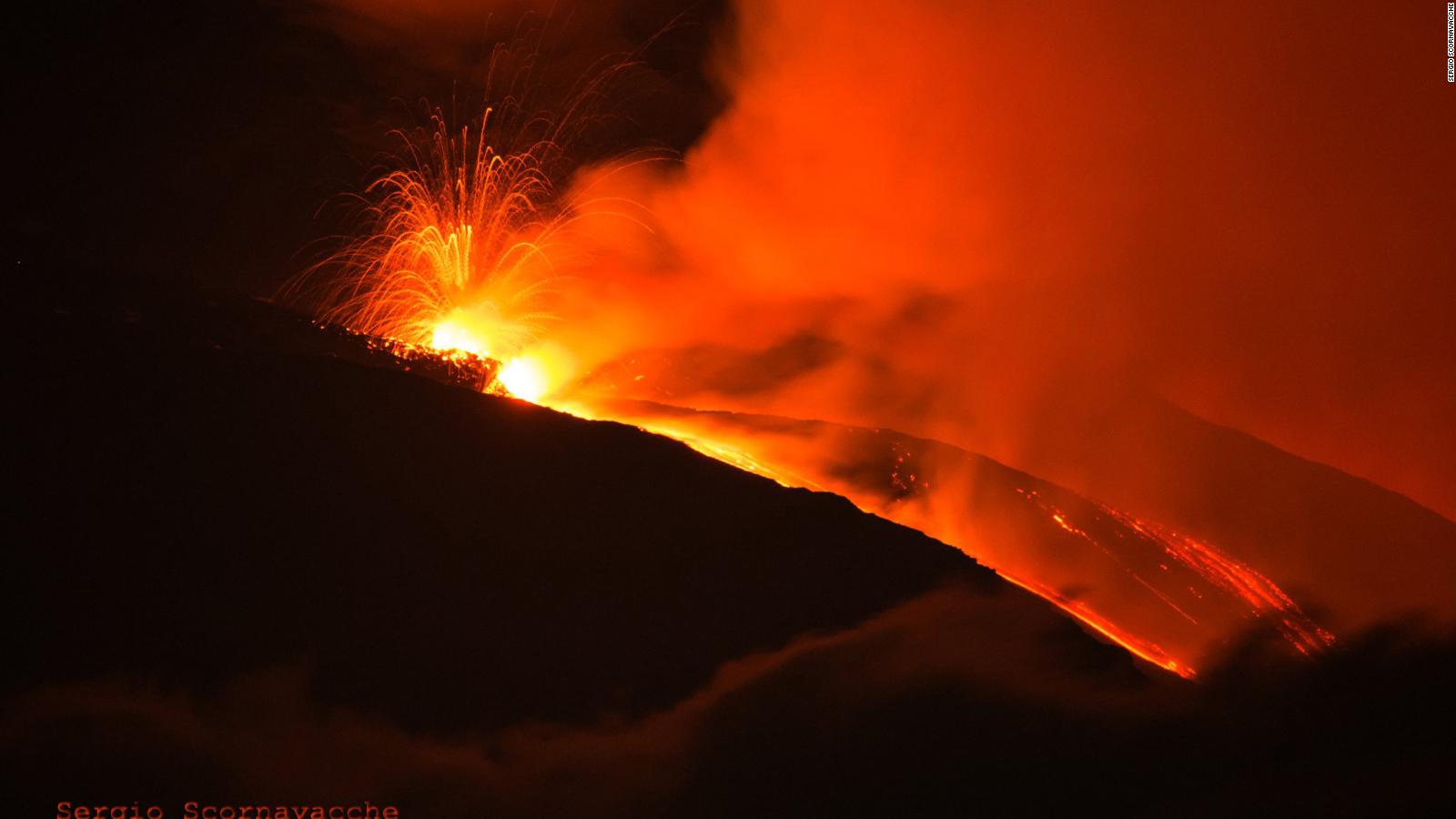 Las Impresionantes Imágenes Del Monte Etna En Erupción - Cnn Video