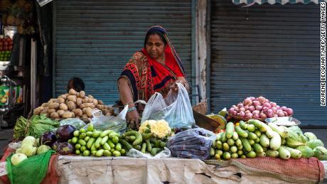 India&#39;s economy stumbles badly as Narendra Modi begins his second term