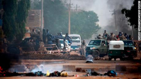 Sudanese forces are deployed around Khartoum&#39;s army headquarters on June 3.