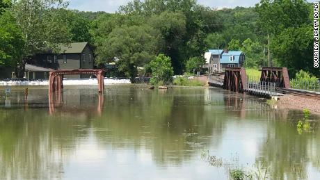 Water levels on the Mississippi River near the Anheuser Estate in Kimmswick, MO.