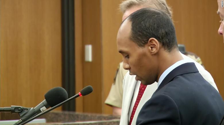 Mohamed Noor reads his statement in court - CNN Video