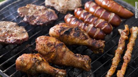 Red and processed meat are OK to eat, controversial new guidelines claim. Don&#39;t believe it, leading experts say