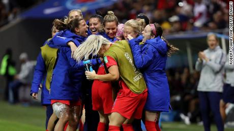 The USA team celebrates after scoring against Thailand in the 2019 FIFA Women&#39;s World Cup.