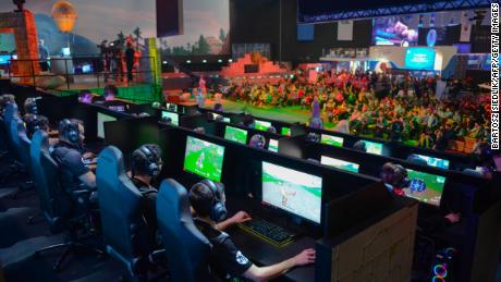 World&#39;s top gamers vie for $500,000 in prizes at a Fortnite International video game tournament. 